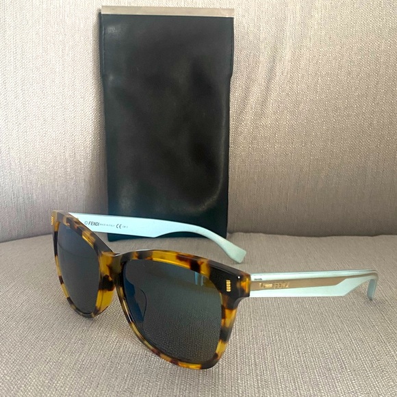Fendi Accessories Fendi Sunglasses Tortoise Frame Light Blue Arm